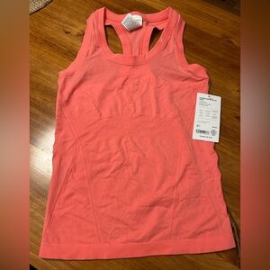 Athleta Momentum Seamless Tank Vibrant Coral Tank Top